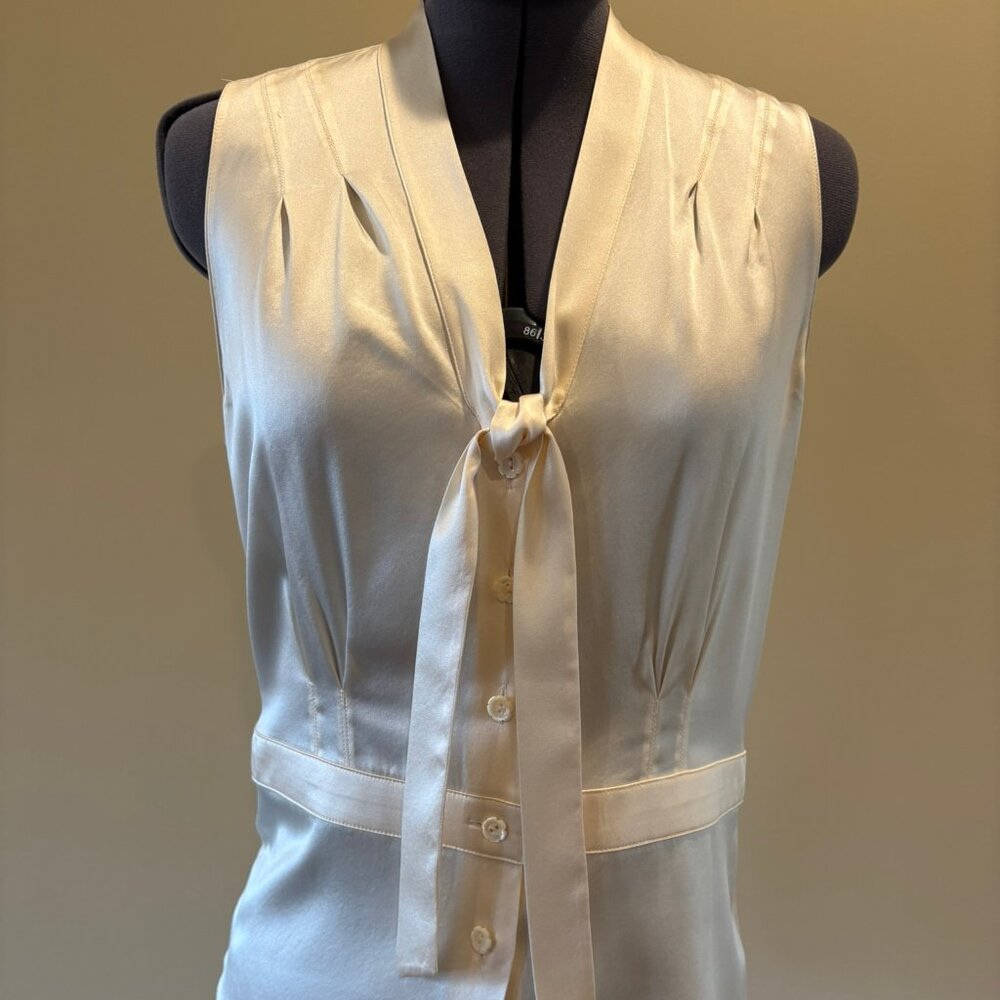 Size 2 Etcetera cream top